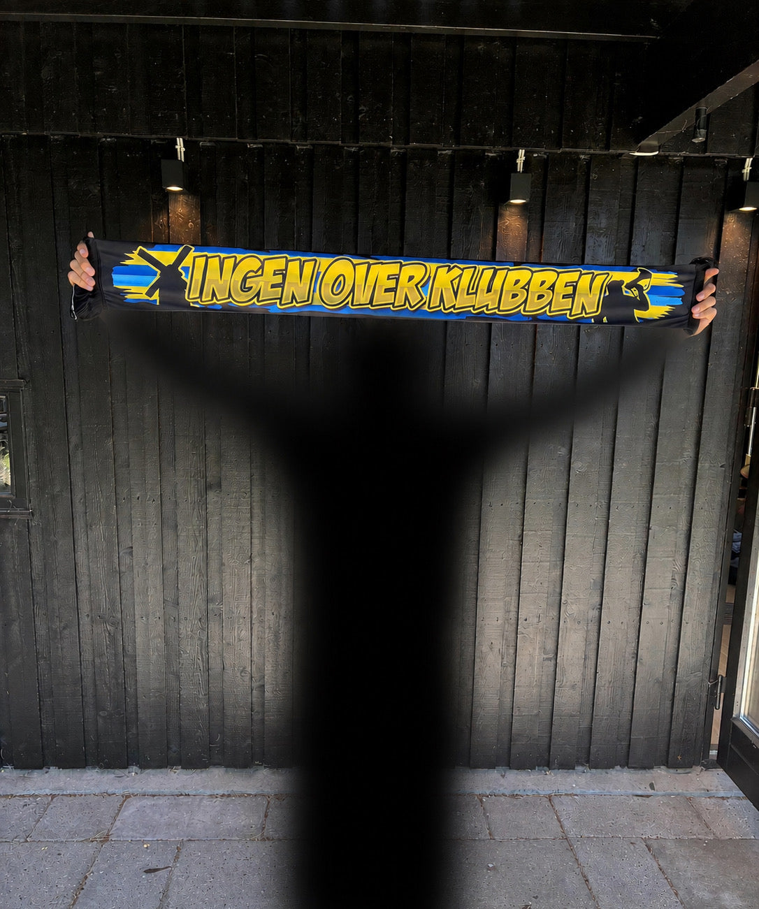 Ingen over klubben scarf